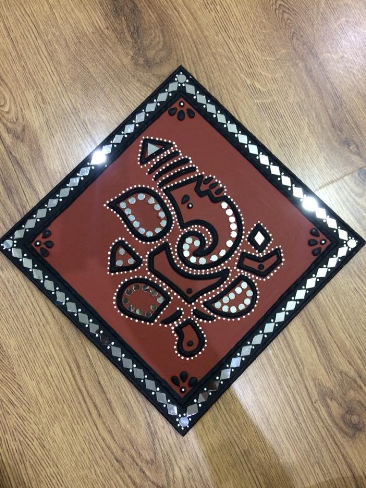 Red mud art with ganpati design